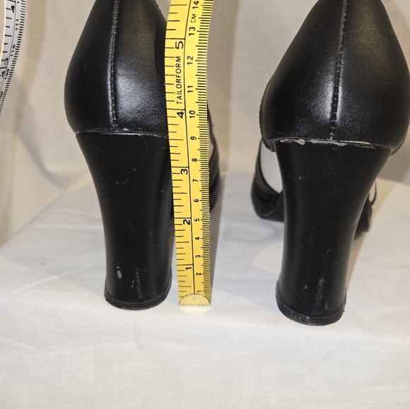 T.U.K Rewind Heels - Picture 5 of 7